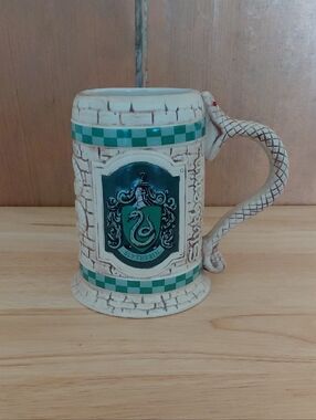 Warner Bros. Harry Potter Ceramic Mug in Cream and Tan